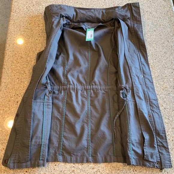 Market & Spruce Vest - Picture 6 of 9